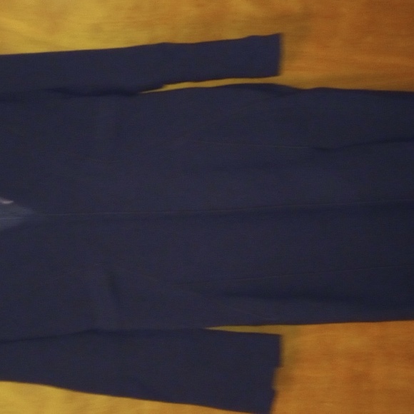 Dress - Picture 3 of 11